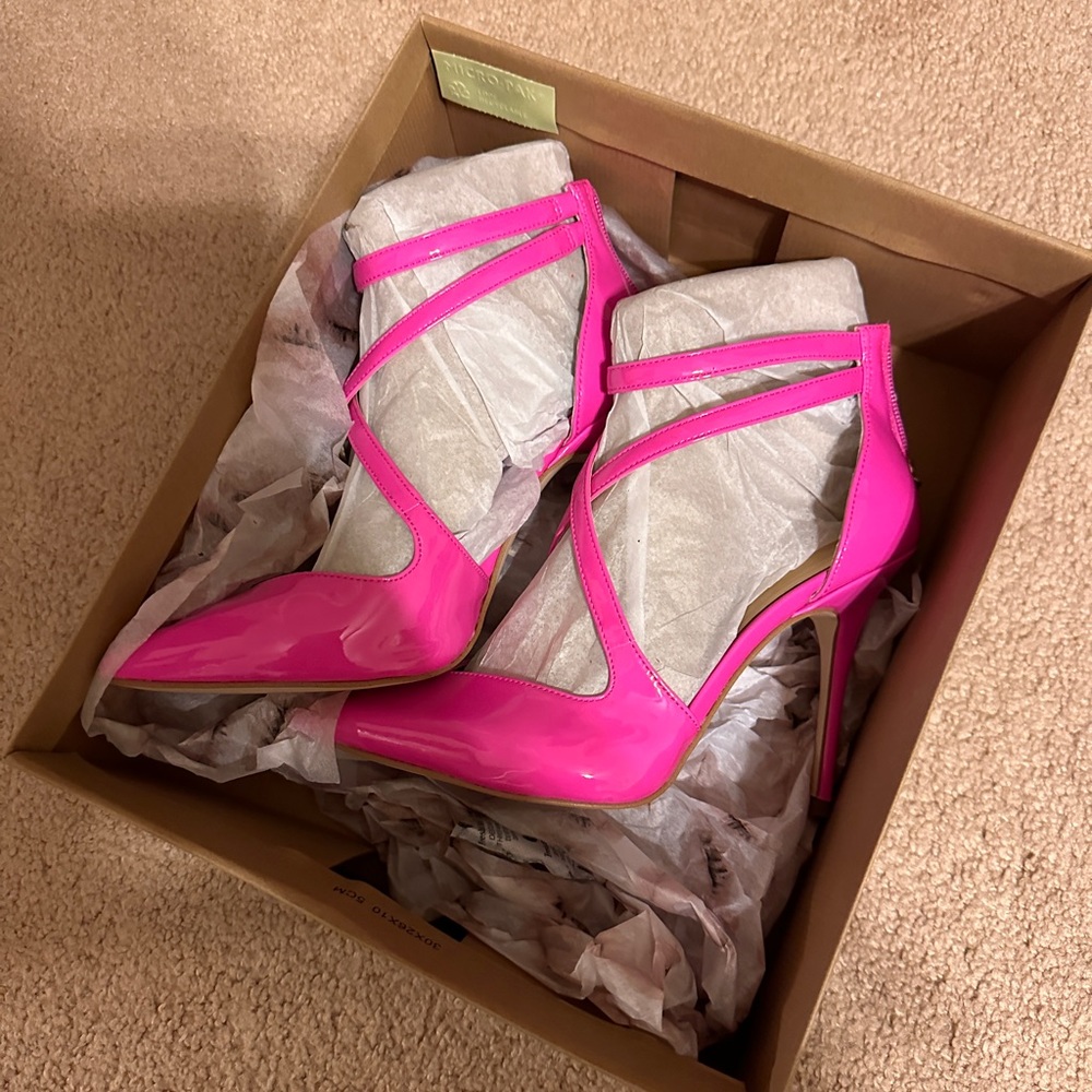 Jessica Simpson heels
